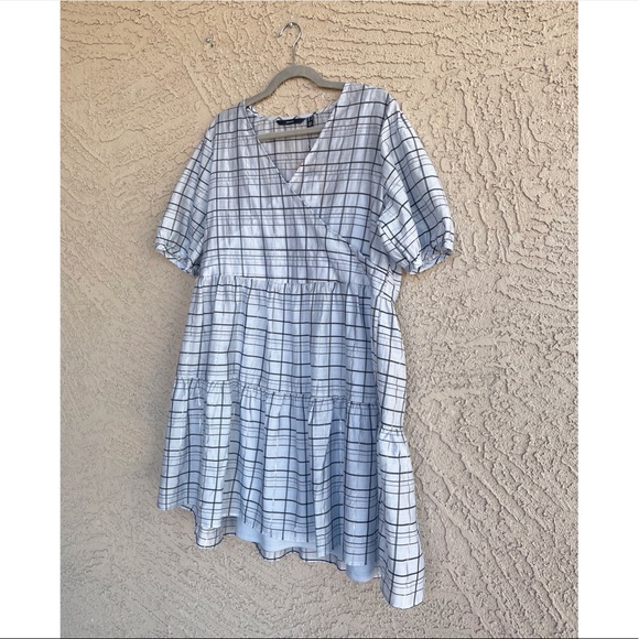VERO MODA NWT Blue Windowpane Plaid Tiered Checkered Checked Surplice Dress - Picture 8 of 10